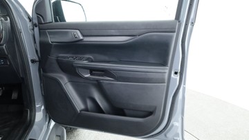 https://vehicle-cdn.autoleague.cloud/3881_1105784_18.jpg