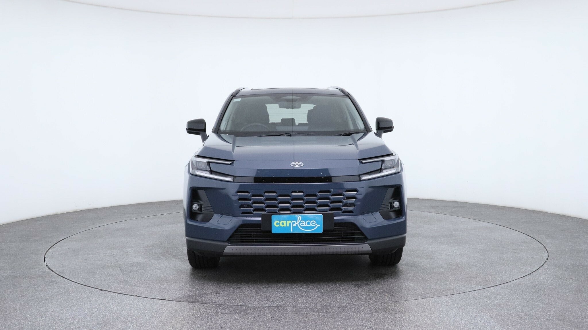 Toyota Rav4 image 2