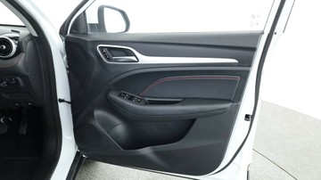 https://vehicle-cdn.autoleague.cloud/3881_1105792_17.jpg