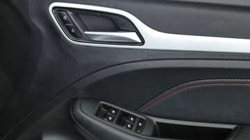 https://vehicle-cdn.autoleague.cloud/3881_1105792_18.jpg
