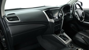https://vehicle-cdn.autoleague.cloud/3881_1105793_13.jpg
