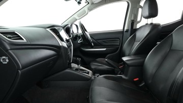 https://vehicle-cdn.autoleague.cloud/3881_1105793_14.jpg