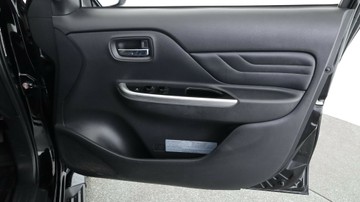 https://vehicle-cdn.autoleague.cloud/3881_1105793_17.jpg