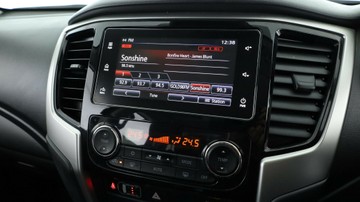 https://vehicle-cdn.autoleague.cloud/3881_1105793_25.jpg