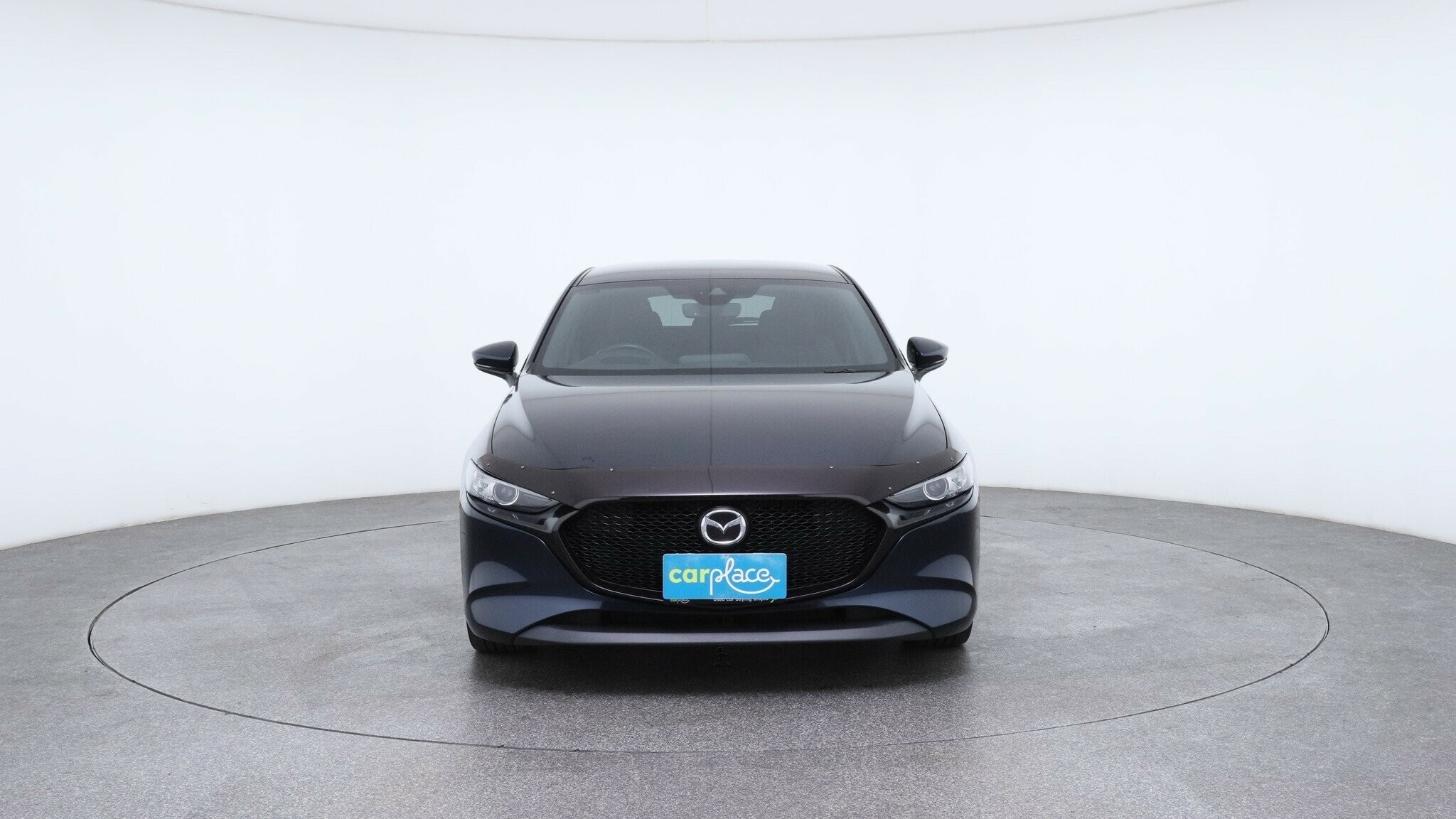 Mazda 3 image 2