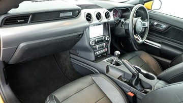 https://vehicle-cdn.autoleague.cloud/3881_1105795_14.jpg