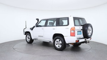 https://vehicle-cdn.autoleague.cloud/3881_1105806_7.jpg