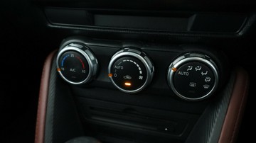 https://vehicle-cdn.autoleague.cloud/3881_1105811_28.jpg