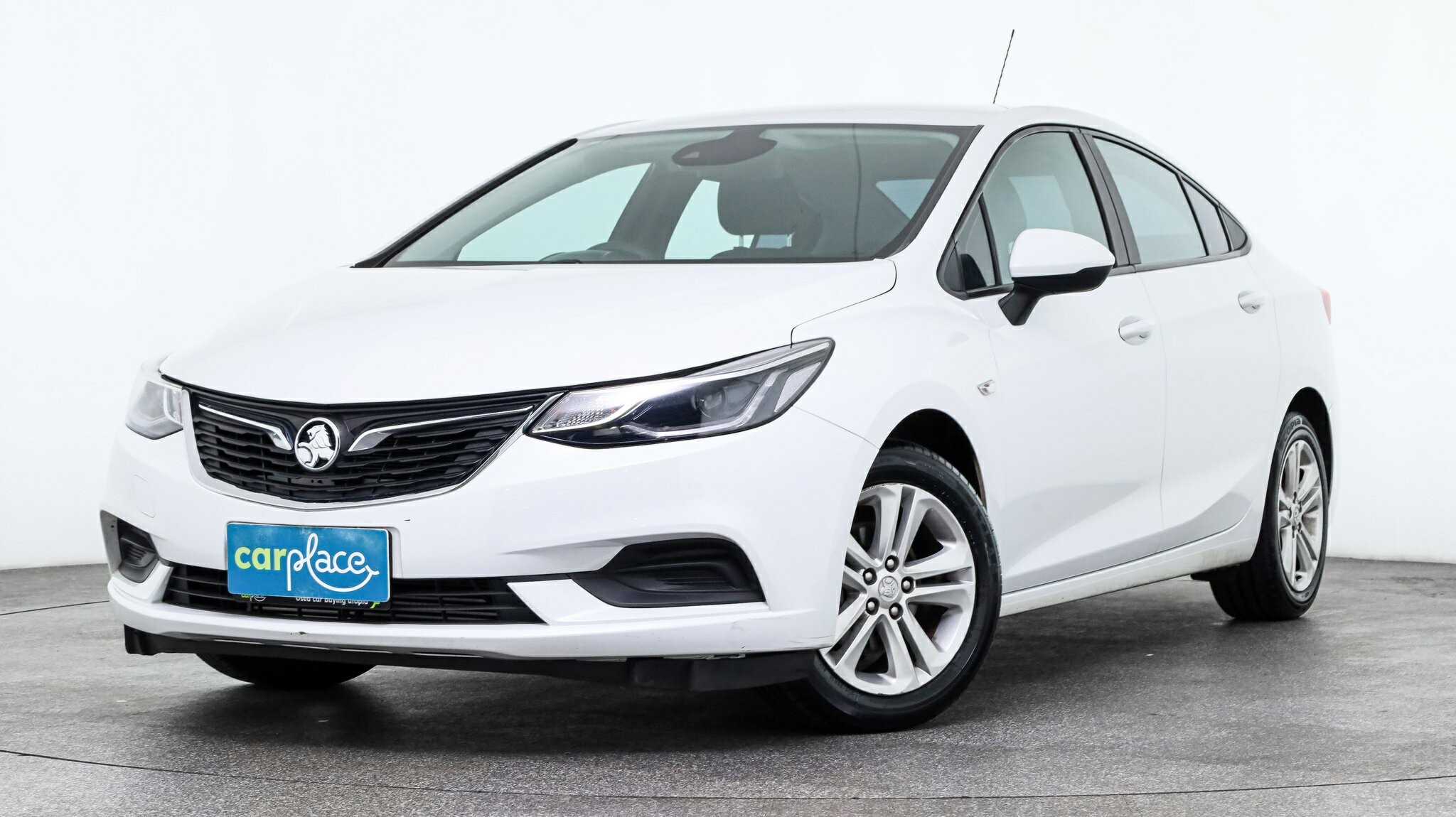 Holden Astra image 2