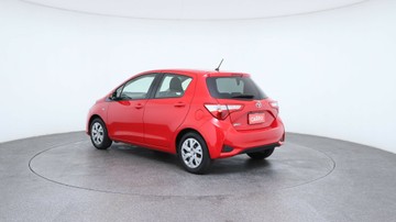 https://vehicle-cdn.autoleague.cloud/3881_1105819_7.jpg