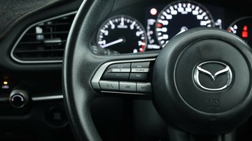 https://vehicle-cdn.autoleague.cloud/3881_1105823_23.jpg