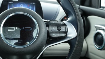https://vehicle-cdn.autoleague.cloud/3881_1105840_15.jpg