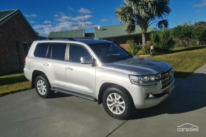Toyota Landcruiser image 1
