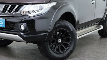 https://vehicle-cdn.autoleague.cloud/3881_1105846_3.jpg