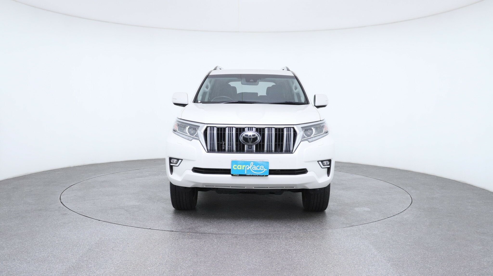 Toyota Landcruiser Prado image 4