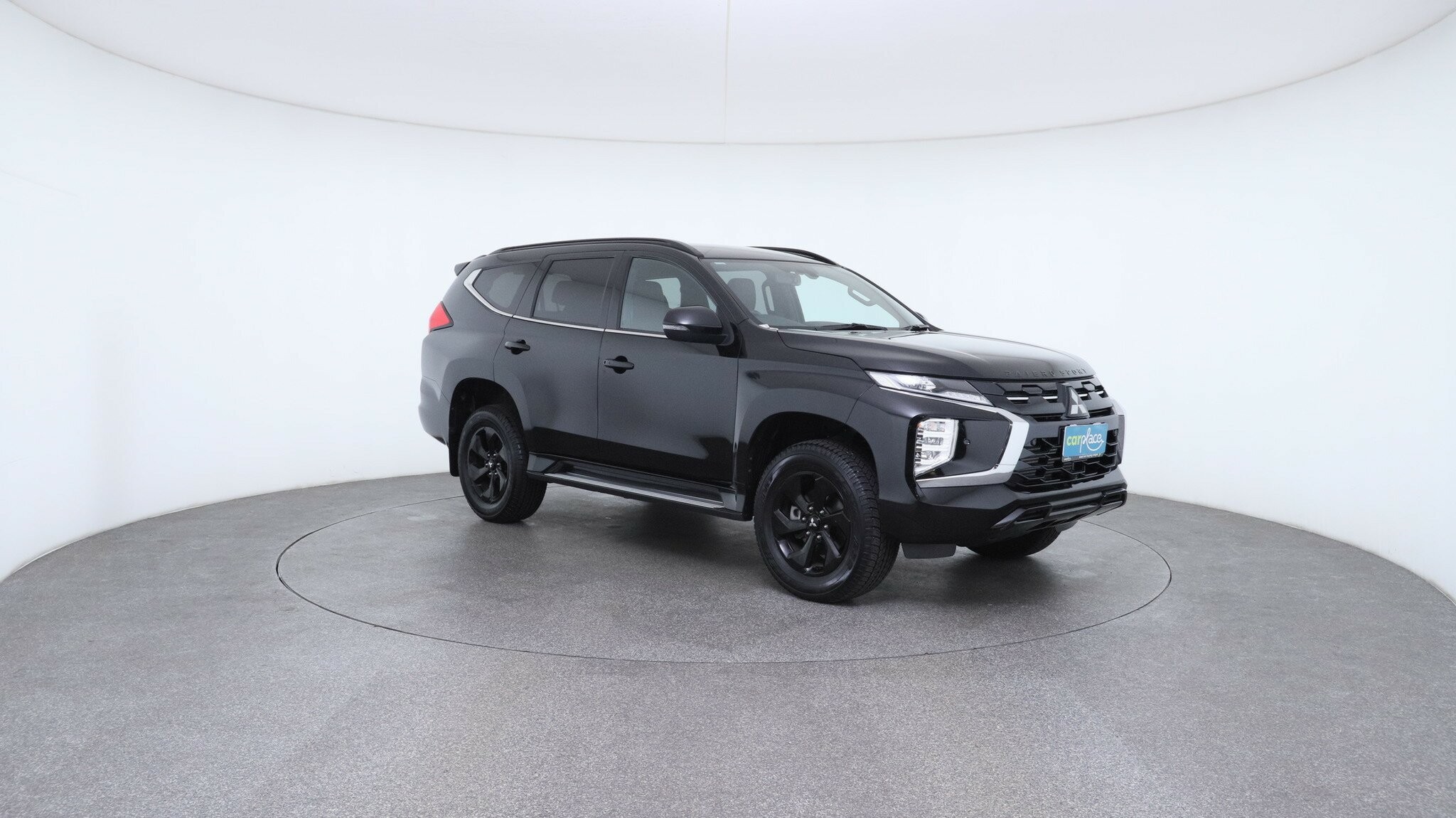 Mitsubishi Pajero Sport image 4