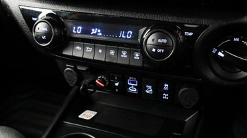 https://vehicle-cdn.autoleague.cloud/3881_1105854_21.jpg