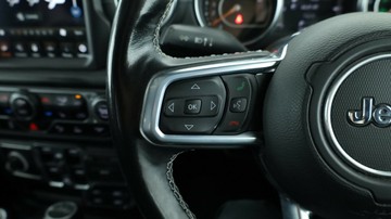 https://vehicle-cdn.autoleague.cloud/3881_1105870_18.jpg