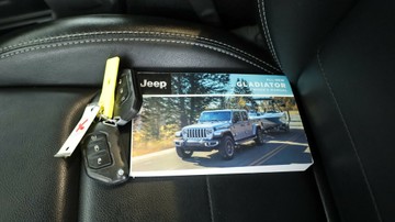 https://vehicle-cdn.autoleague.cloud/3881_1105870_23.jpg
