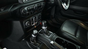 https://vehicle-cdn.autoleague.cloud/3881_1105870_26.jpg