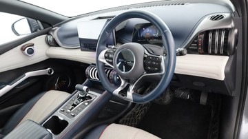https://vehicle-cdn.autoleague.cloud/3881_1105873_15.jpg