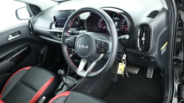 https://vehicle-cdn.autoleague.cloud/3881_1105874_15.jpg
