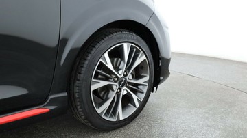 https://vehicle-cdn.autoleague.cloud/3881_1105874_6.jpg