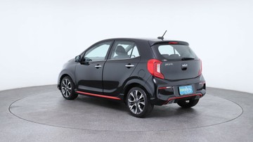 https://vehicle-cdn.autoleague.cloud/3881_1105874_7.jpg