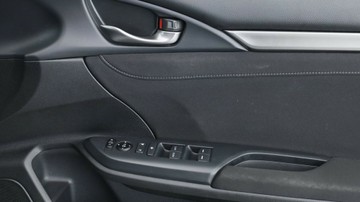 https://vehicle-cdn.autoleague.cloud/3881_1105878_12.jpg