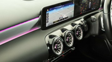 https://vehicle-cdn.autoleague.cloud/3881_1105881_25.jpg
