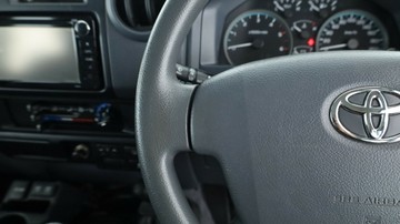 https://vehicle-cdn.autoleague.cloud/3881_1105886_23.jpg