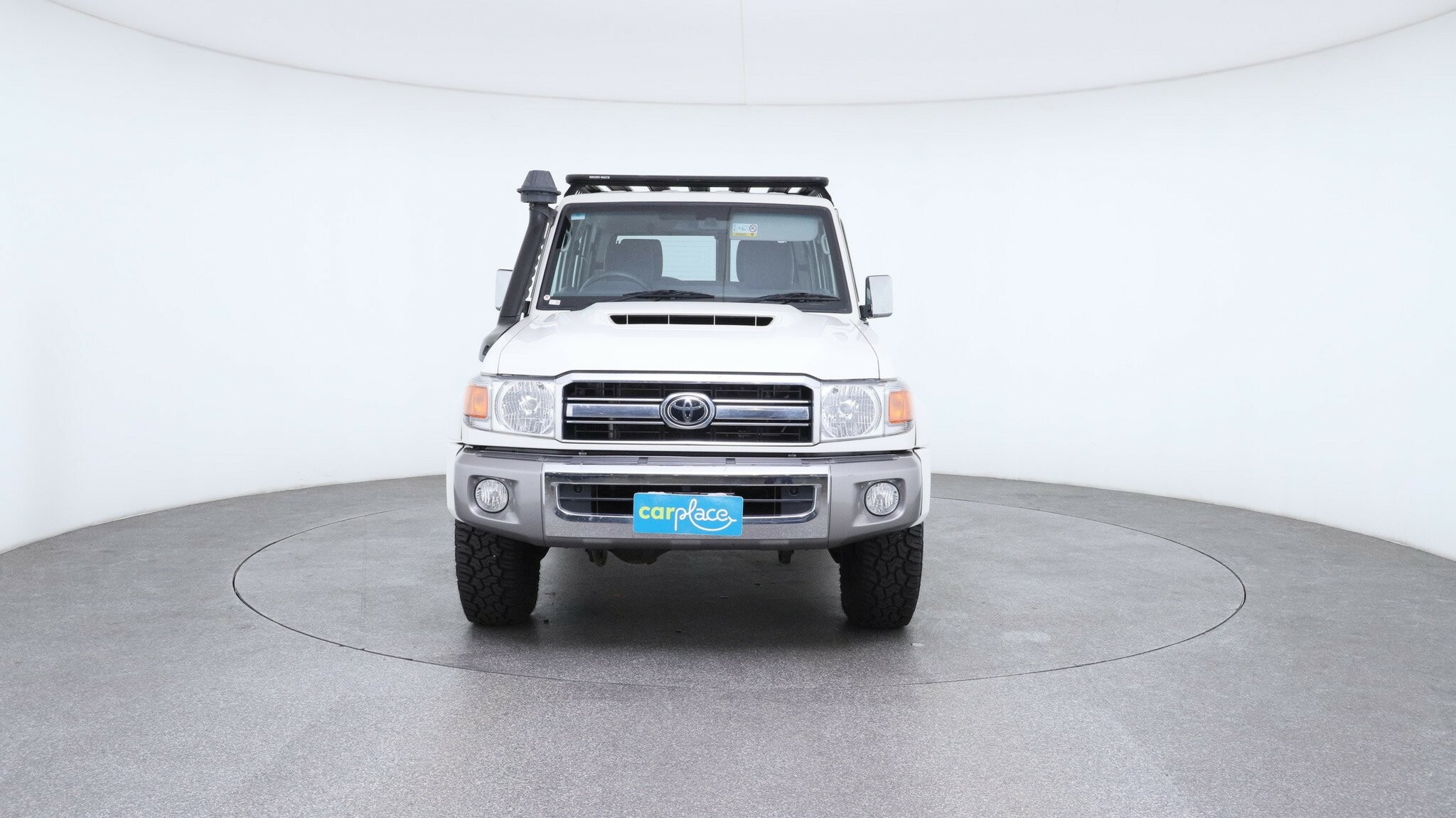 Toyota Landcruiser image 3