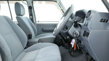 https://vehicle-cdn.autoleague.cloud/3881_1105886_7.jpg