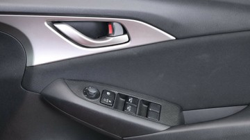 https://vehicle-cdn.autoleague.cloud/3881_1105889_13.jpg