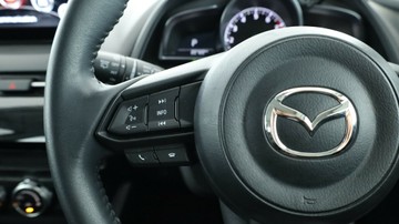 https://vehicle-cdn.autoleague.cloud/3881_1105889_17.jpg