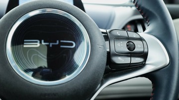 https://vehicle-cdn.autoleague.cloud/3881_1105895_16.jpg