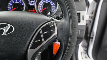 https://vehicle-cdn.autoleague.cloud/3881_1105896_15.jpg