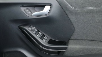 https://vehicle-cdn.autoleague.cloud/3881_1105902_12.jpg