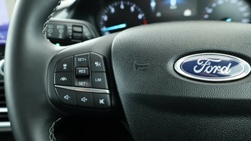 https://vehicle-cdn.autoleague.cloud/3881_1105902_17.jpg