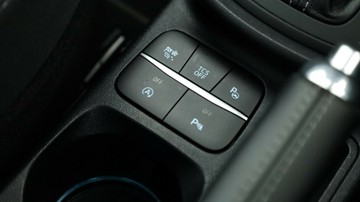 https://vehicle-cdn.autoleague.cloud/3881_1105902_21.jpg