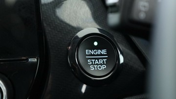 https://vehicle-cdn.autoleague.cloud/3881_1105902_22.jpg