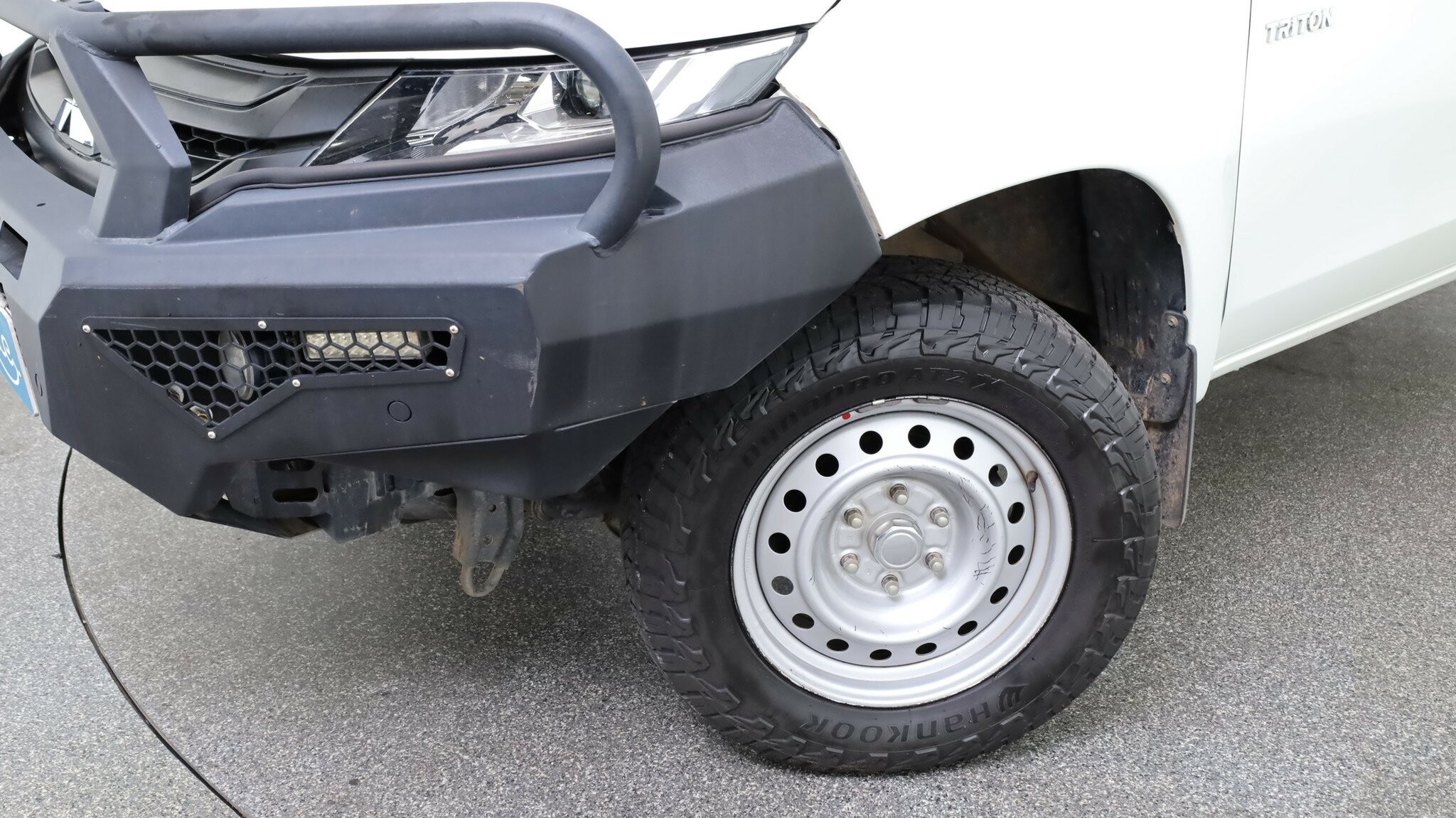 Mitsubishi Triton image 3