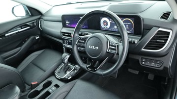 https://vehicle-cdn.autoleague.cloud/3881_1105906_15.jpg