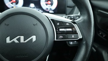 https://vehicle-cdn.autoleague.cloud/3881_1105906_16.jpg