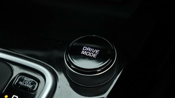 https://vehicle-cdn.autoleague.cloud/3881_1105906_22.jpg