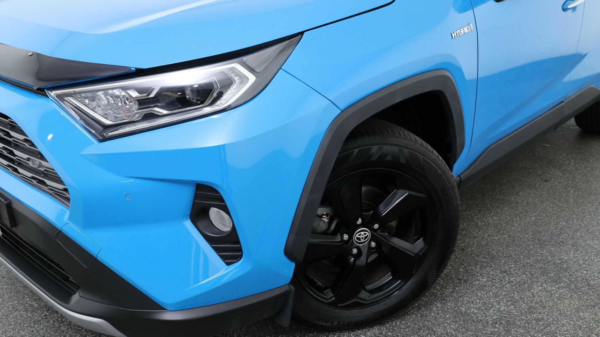 Toyota Rav4 image 3