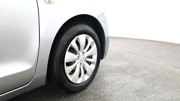 https://vehicle-cdn.autoleague.cloud/3881_1105914_6.jpg