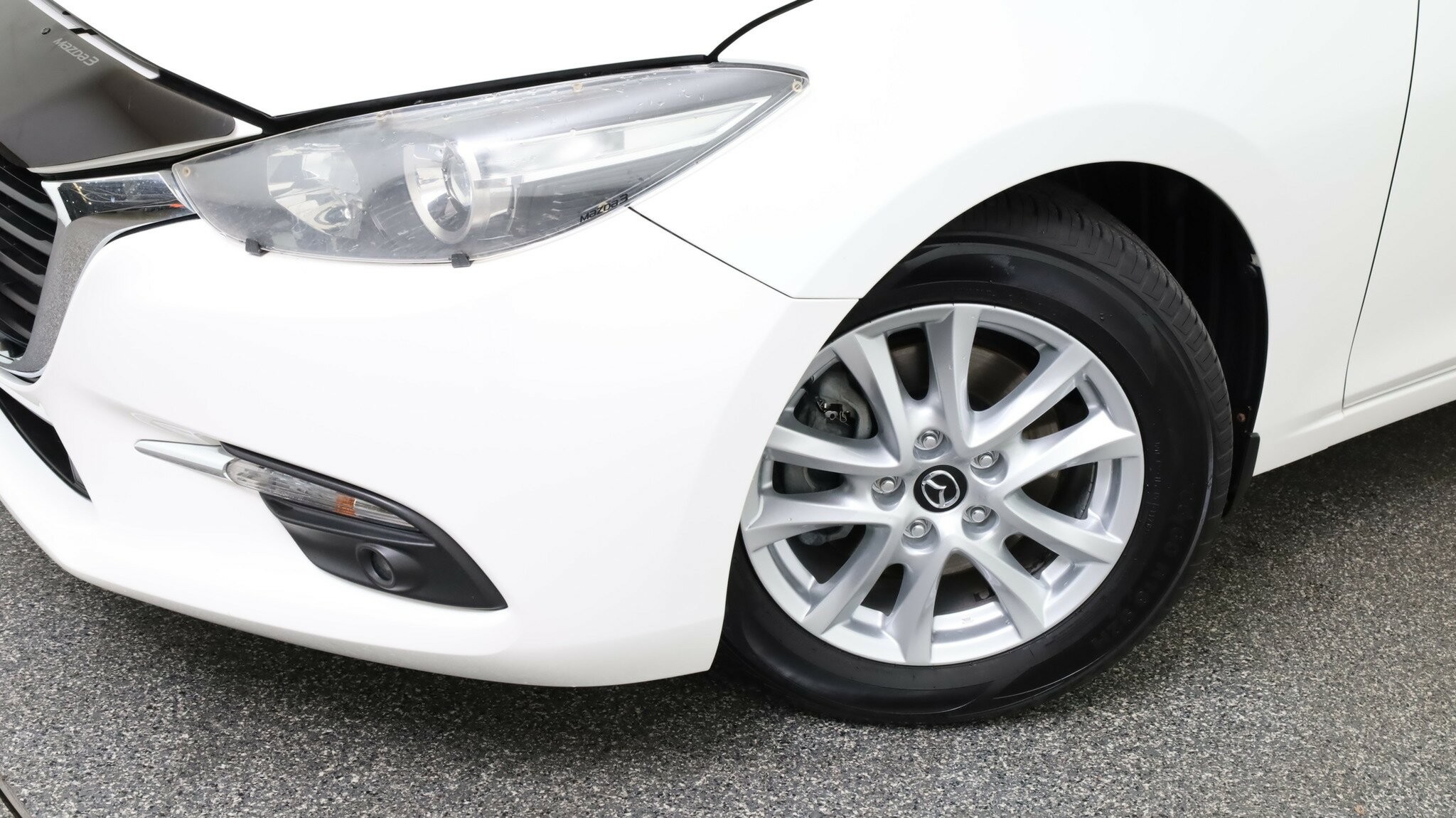 Mazda 3 image 3