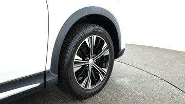 https://vehicle-cdn.autoleague.cloud/3881_1105923_6.jpg