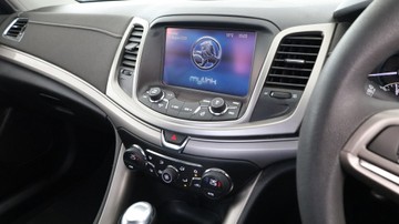 https://vehicle-cdn.autoleague.cloud/3881_1105925_18.jpg